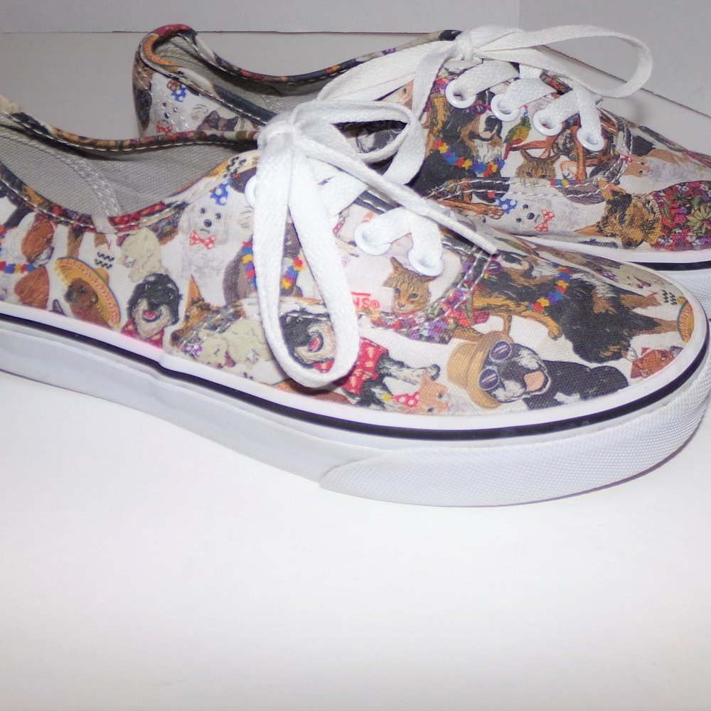 WOMENS VANS SIZE 6 50TH ANNIVERSARY DOGS & CATS ASPCA 150 SWEET FO ANIMAL LOVER!